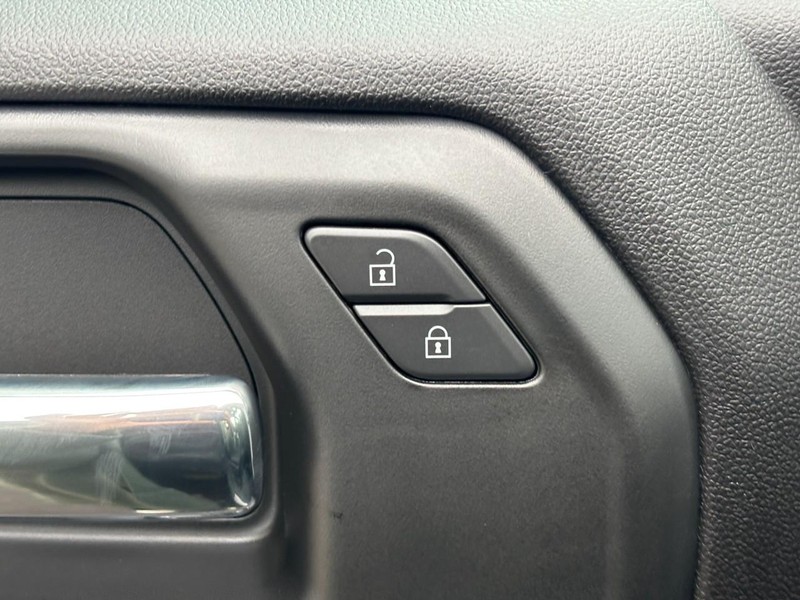 Chevrolet Silverado 1500 Vehicle Image 19