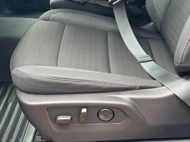 Chevrolet Silverado 1500 Vehicle Image 20