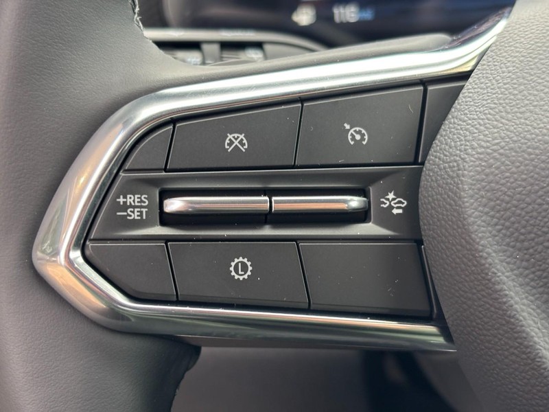 Chevrolet Equinox Vehicle Image 13