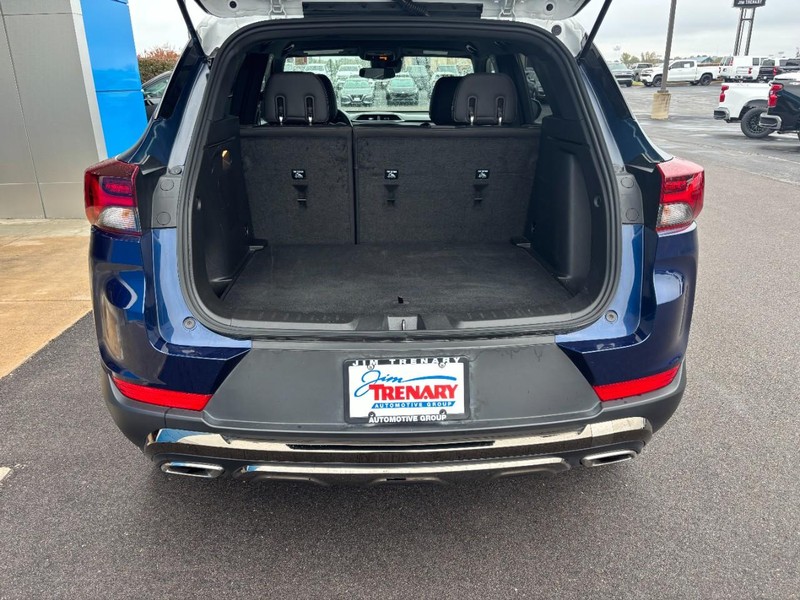 Chevrolet TrailBlazer Vehicle Image 04