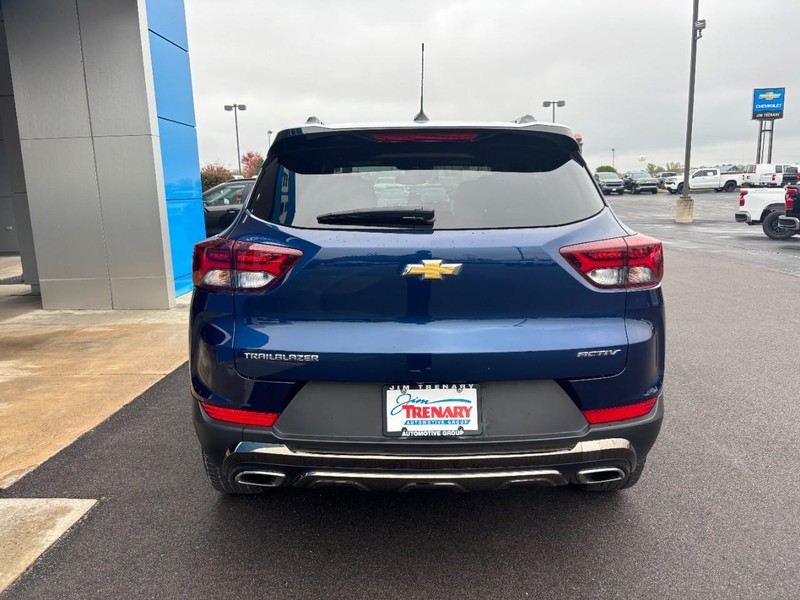 Chevrolet TrailBlazer Vehicle Image 05