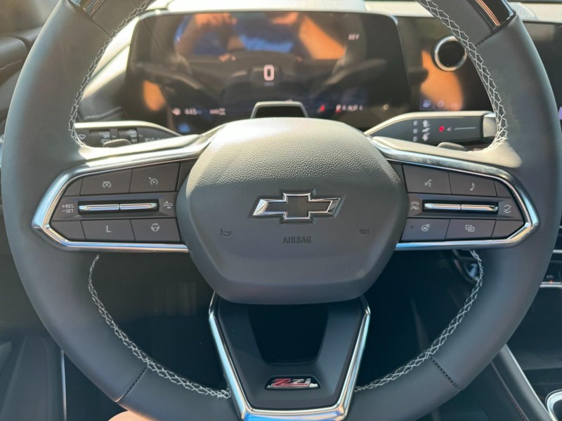 Chevrolet Traverse Vehicle Full-screen Gallery Image 13