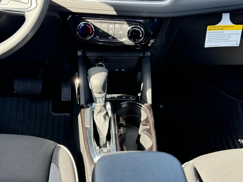 Chevrolet TrailBlazer Vehicle Full-screen Gallery Image 9