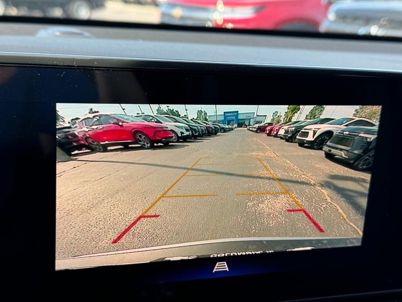 Chevrolet TrailBlazer Vehicle Full-screen Gallery Image 16