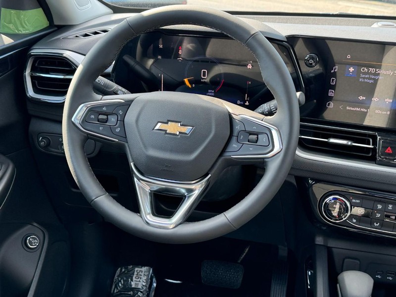 Chevrolet TrailBlazer Vehicle Full-screen Gallery Image 7