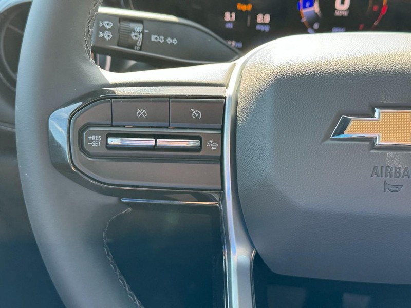 Chevrolet Colorado Vehicle Full-screen Gallery Image 13