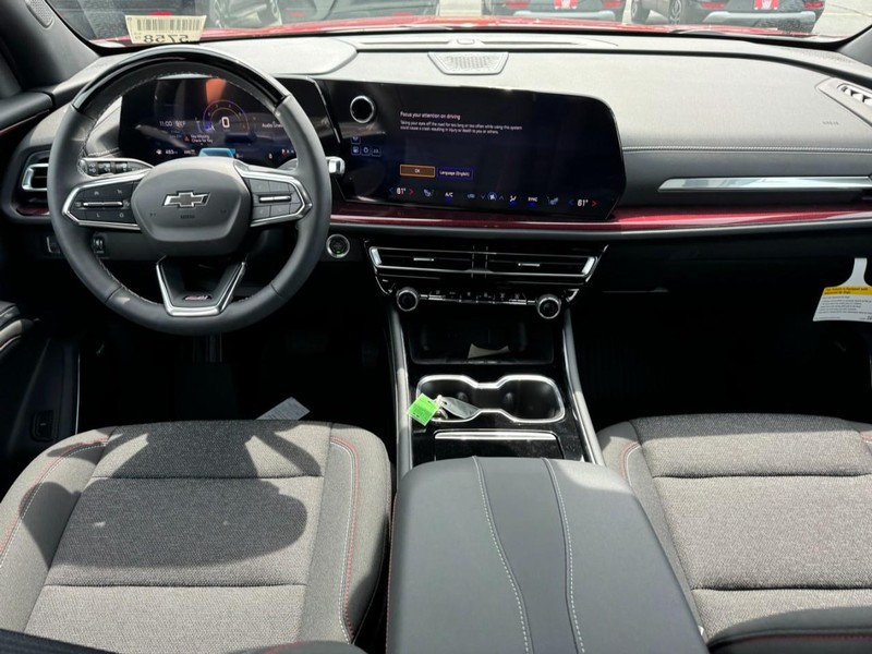 Chevrolet Traverse Vehicle Full-screen Gallery Image 8