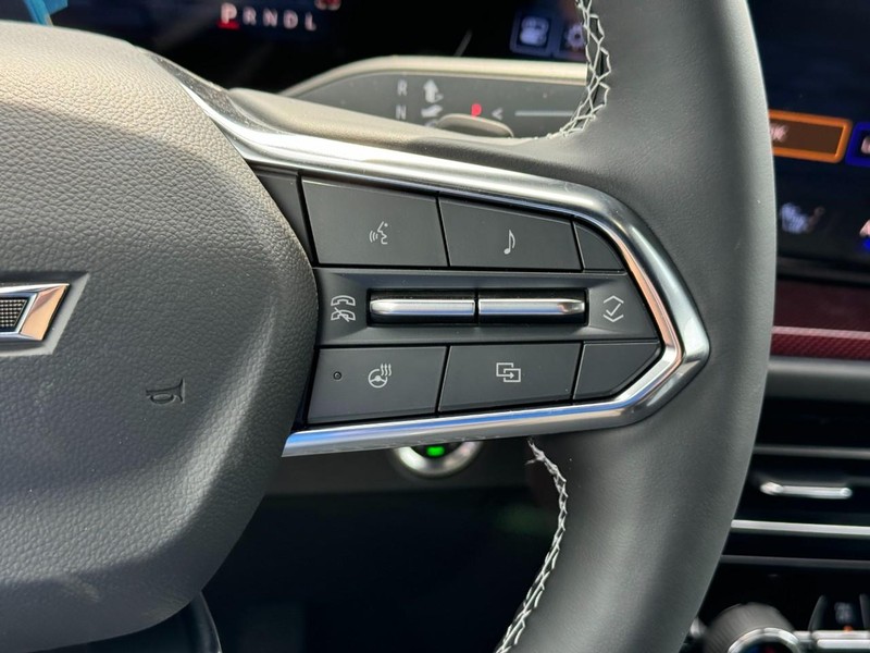 Chevrolet Traverse Vehicle Full-screen Gallery Image 16