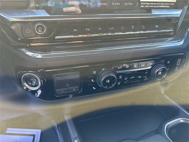 Chevrolet Silverado 1500 Vehicle Full-screen Gallery Image 17