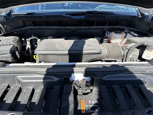 Chevrolet Silverado 1500 Vehicle Full-screen Gallery Image 28