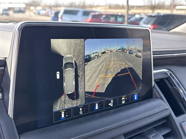 Chevrolet Tahoe Vehicle Full-screen Gallery Image 14