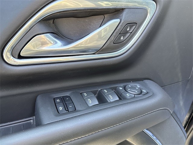 Chevrolet Tahoe Vehicle Full-screen Gallery Image 23