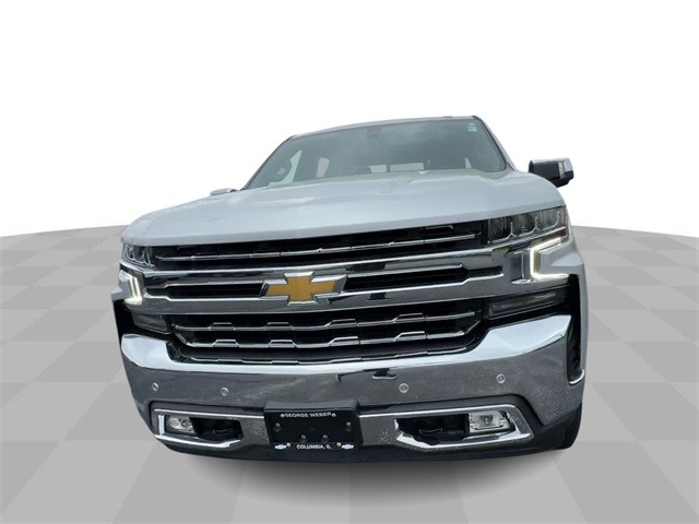 Chevrolet Silverado 1500 Vehicle Full-screen Gallery Image 3