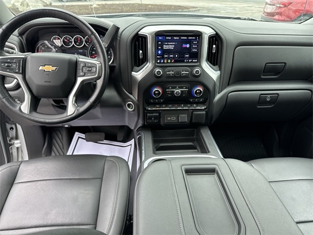 Chevrolet Silverado 1500 Vehicle Full-screen Gallery Image 20