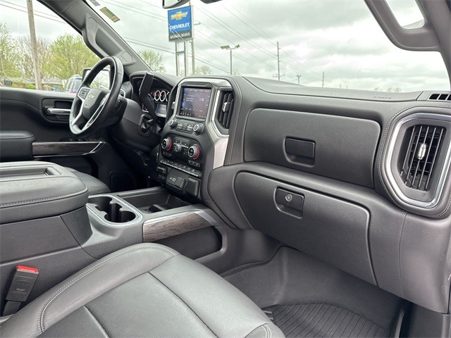 Chevrolet Silverado 1500 Vehicle Full-screen Gallery Image 27