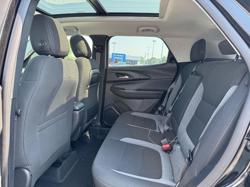 Chevrolet TrailBlazer Vehicle Full-screen Gallery Image 5