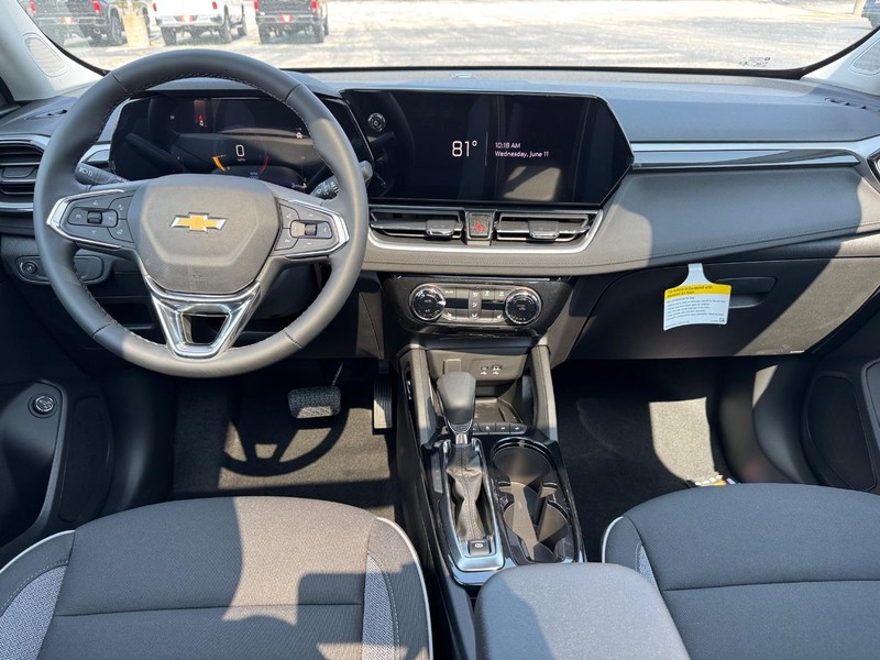 Chevrolet TrailBlazer Vehicle Full-screen Gallery Image 7