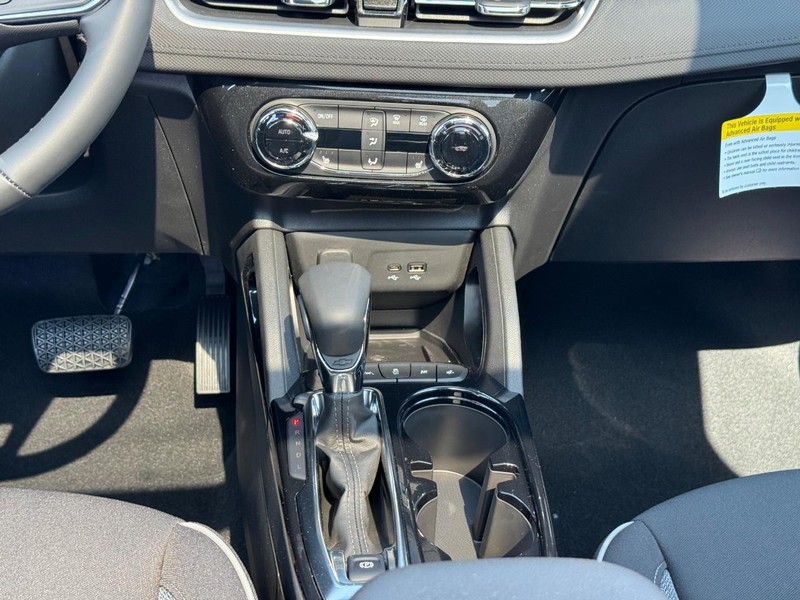 Chevrolet TrailBlazer Vehicle Full-screen Gallery Image 10