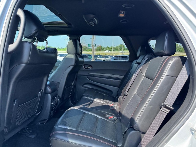 Dodge Durango Vehicle Full-screen Gallery Image 10