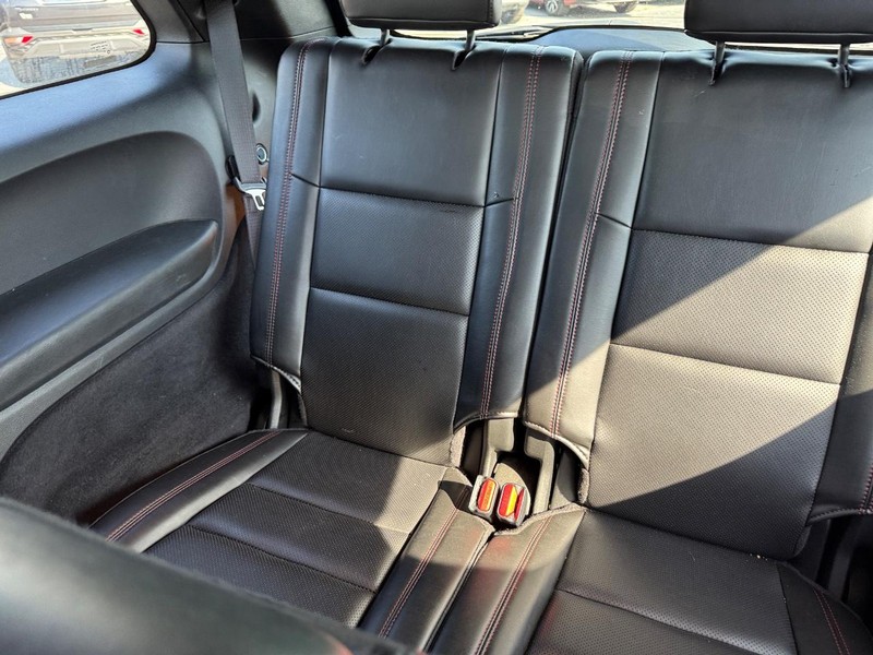 Dodge Durango Vehicle Full-screen Gallery Image 11