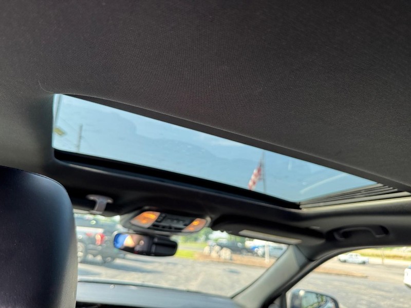 Dodge Durango Vehicle Full-screen Gallery Image 13