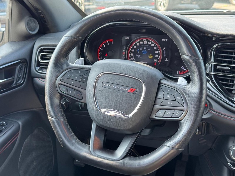 Dodge Durango Vehicle Full-screen Gallery Image 15