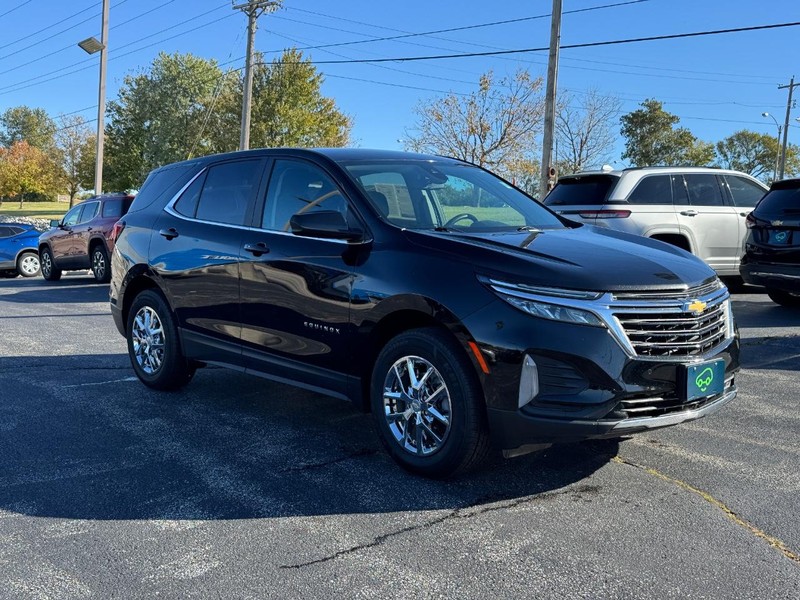 Chevrolet Equinox Vehicle Full-screen Gallery Image 7