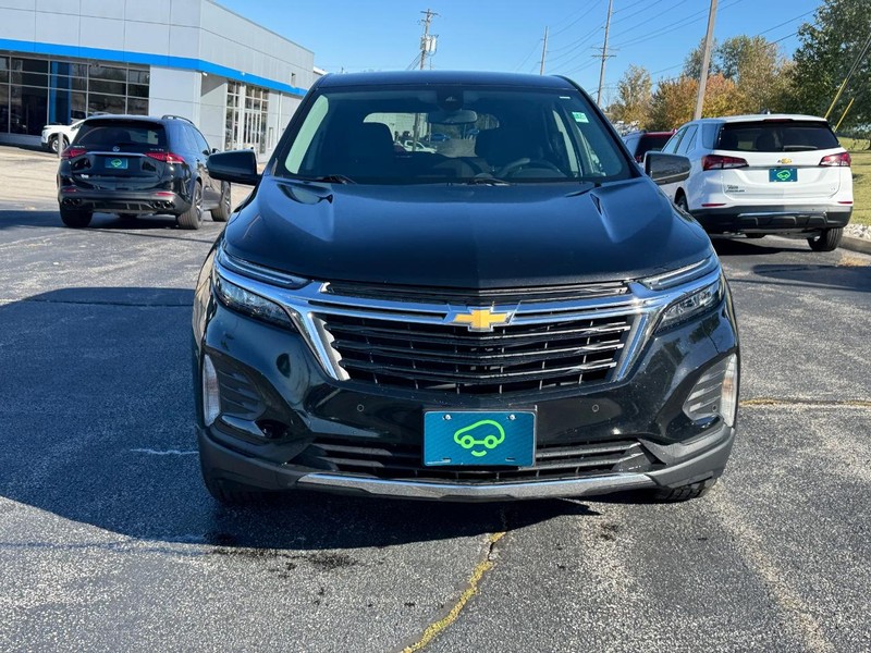 Chevrolet Equinox Vehicle Full-screen Gallery Image 8