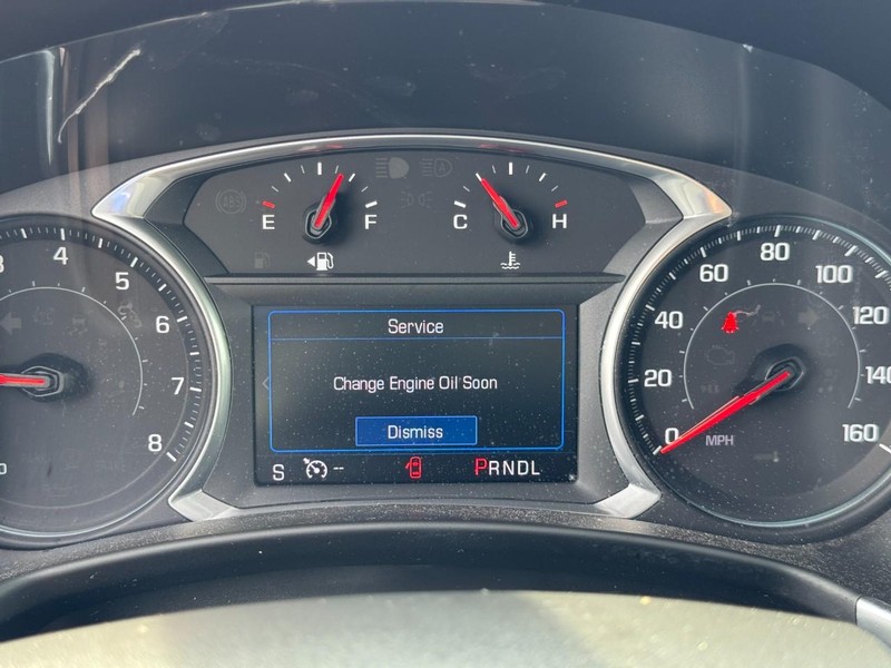 Chevrolet Equinox Vehicle Full-screen Gallery Image 19