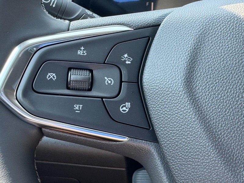 Chevrolet Trax Vehicle Full-screen Gallery Image 11