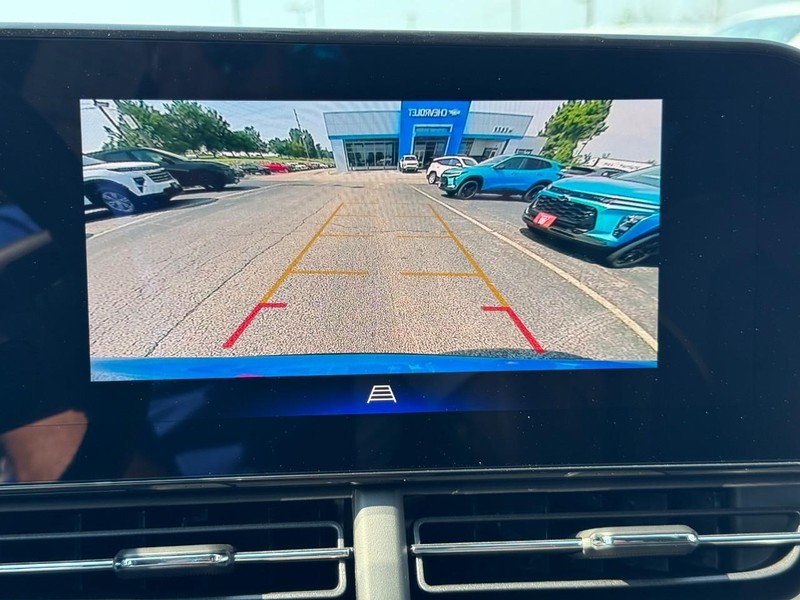 Chevrolet Trax Vehicle Full-screen Gallery Image 14