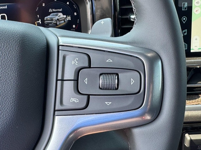 Chevrolet Silverado 1500 Vehicle Full-screen Gallery Image 14