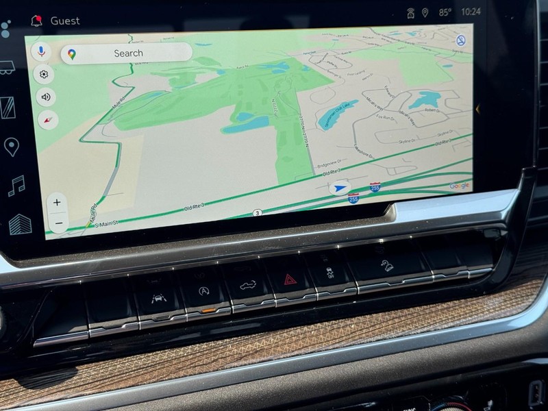 Chevrolet Silverado 1500 Vehicle Full-screen Gallery Image 16