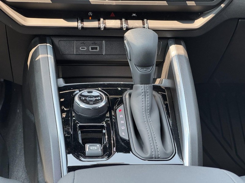 Chevrolet Colorado Vehicle Full-screen Gallery Image 10