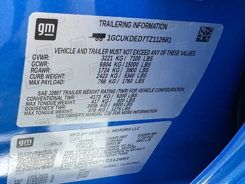 Chevrolet Silverado 1500 Vehicle Full-screen Gallery Image 17