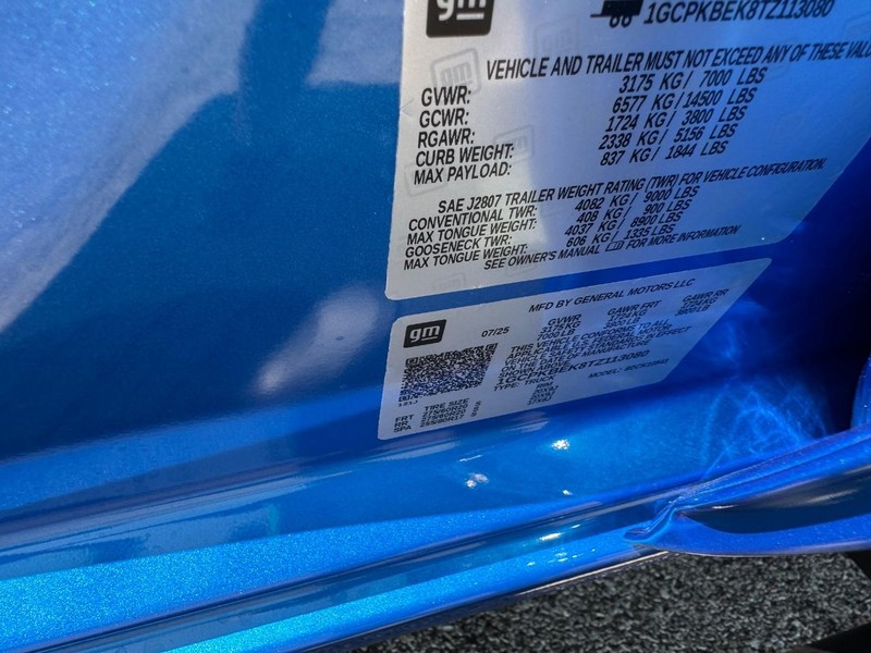 Chevrolet Silverado 1500 Vehicle Full-screen Gallery Image 16