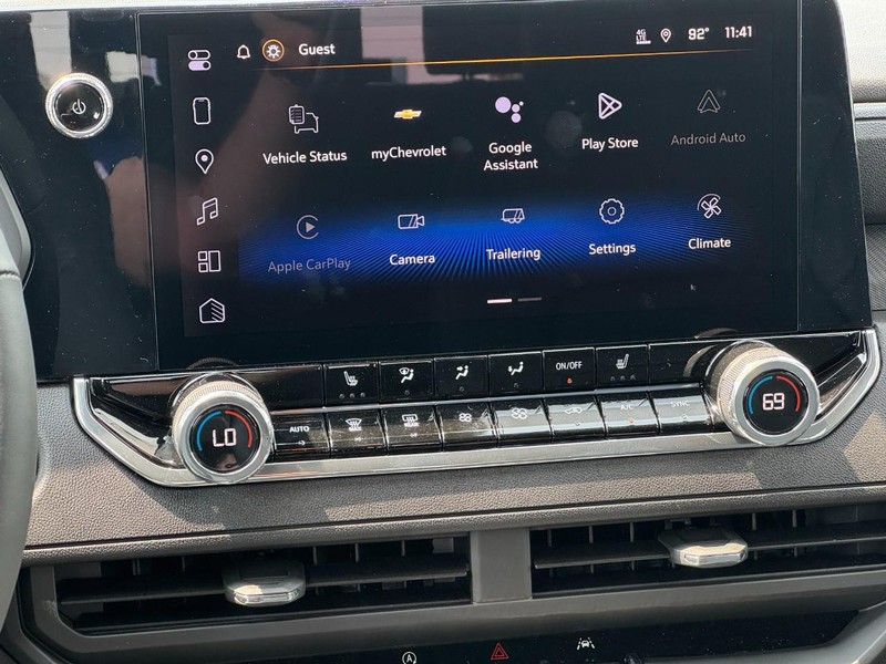 Chevrolet Colorado Vehicle Full-screen Gallery Image 8