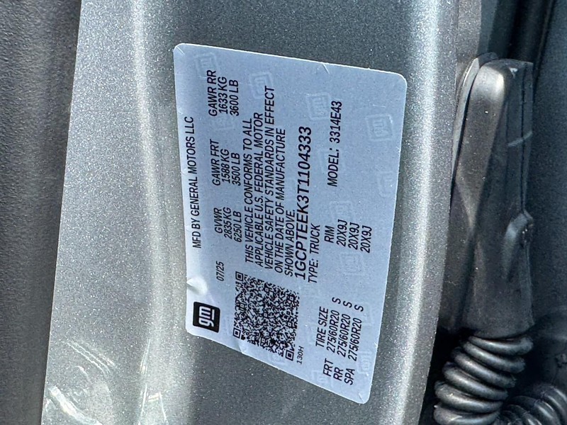 Chevrolet Colorado Vehicle Full-screen Gallery Image 17