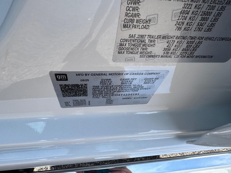 Chevrolet Silverado 1500 Vehicle Full-screen Gallery Image 17