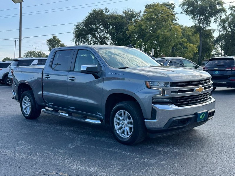 Chevrolet Silverado 1500 LTD Vehicle Full-screen Gallery Image 7