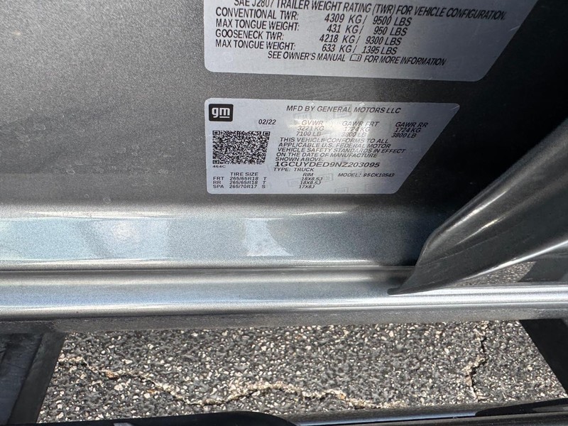 Chevrolet Silverado 1500 LTD Vehicle Full-screen Gallery Image 23