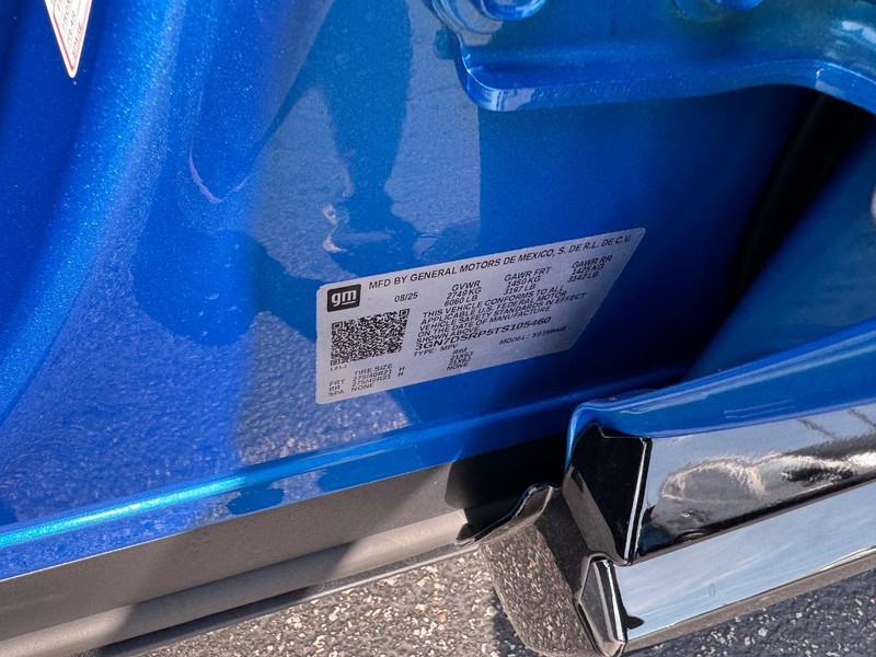 Chevrolet Equinox EV Vehicle Full-screen Gallery Image 17