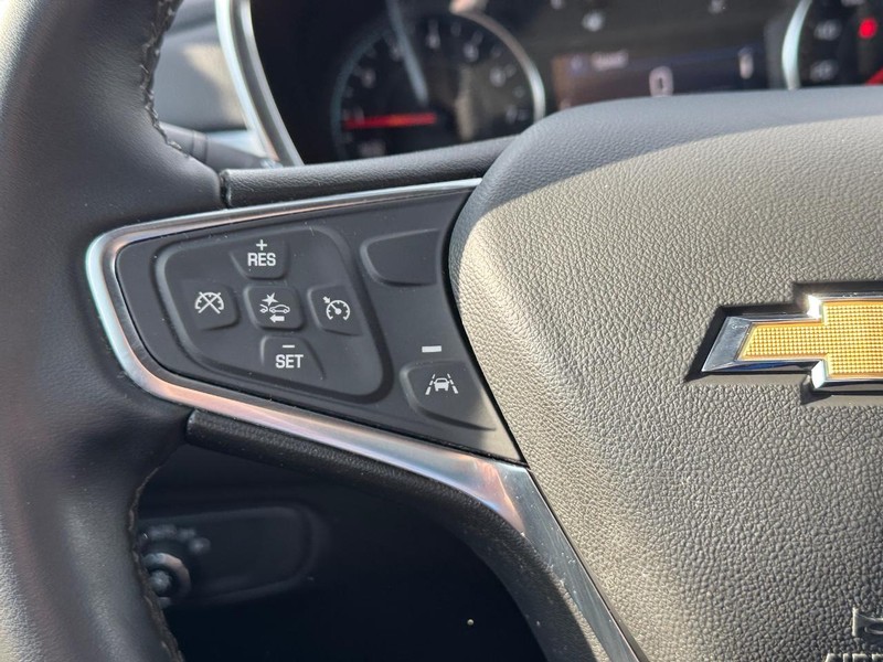 Chevrolet Equinox Vehicle Full-screen Gallery Image 18