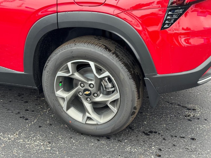 Chevrolet Trax Vehicle Full-screen Gallery Image 4