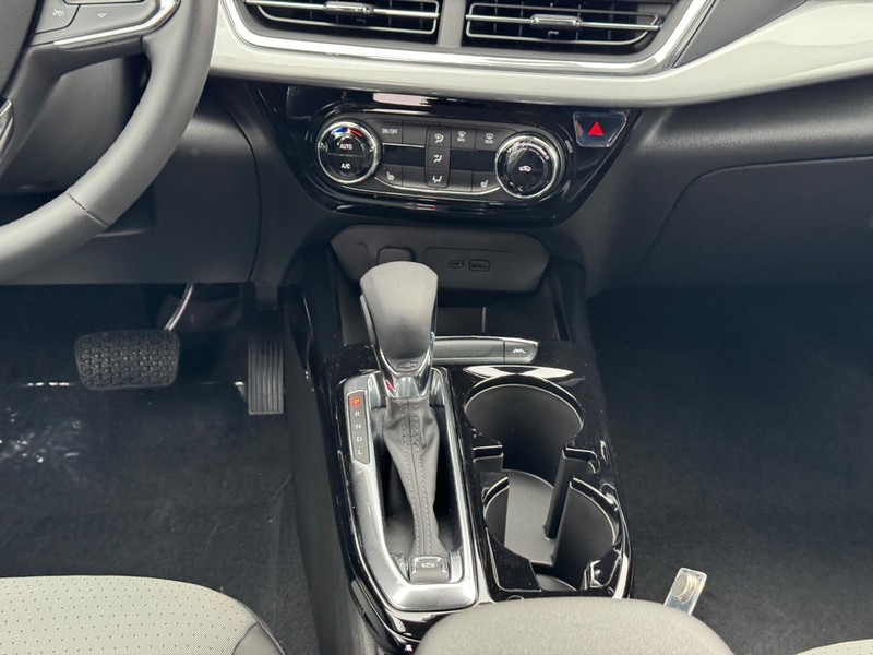 Chevrolet Trax Vehicle Full-screen Gallery Image 9