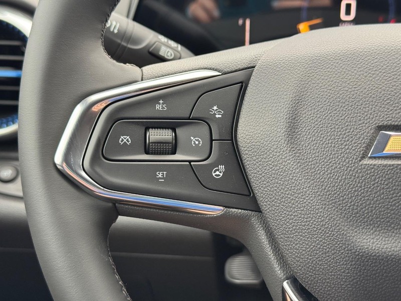 Chevrolet Trax Vehicle Full-screen Gallery Image 12