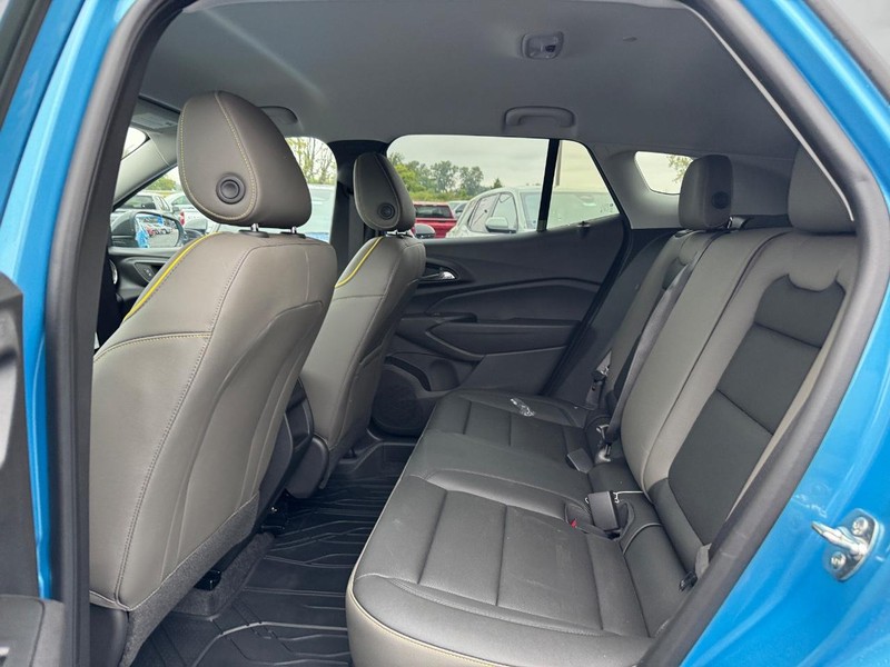 Chevrolet Trax Vehicle Full-screen Gallery Image 5