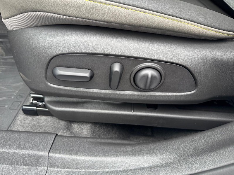 Chevrolet Trax Vehicle Full-screen Gallery Image 10