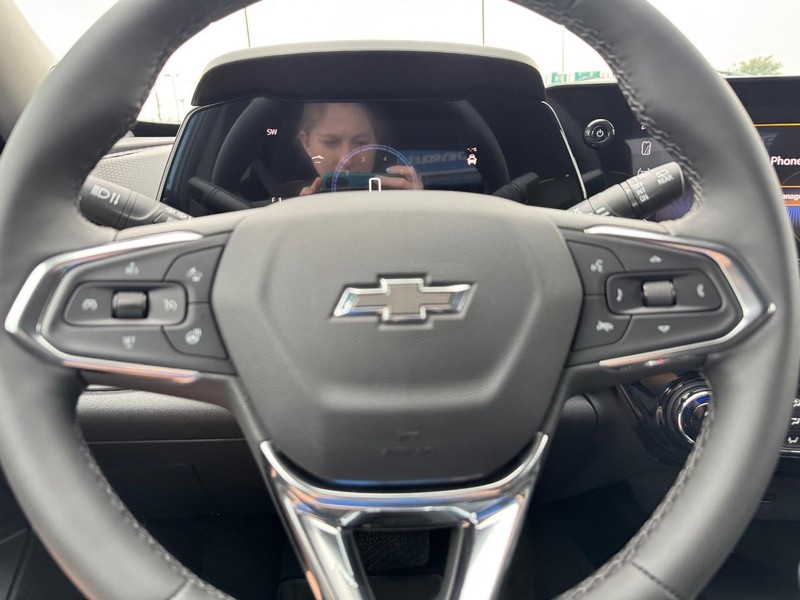 Chevrolet Trax Vehicle Full-screen Gallery Image 12