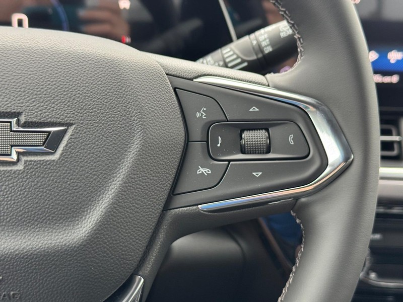 Chevrolet Trax Vehicle Full-screen Gallery Image 14